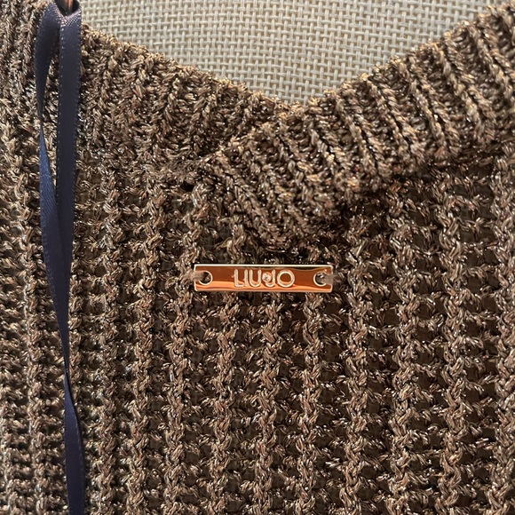 NWT sexy sweater by Liu Jo Milano. Size S. - Picture 6 of 12